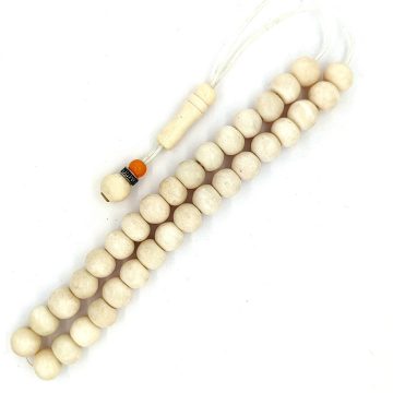Kombolois camel bone white, 33 beads