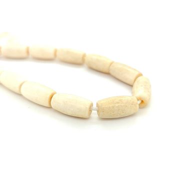 Kombolois camel bone white, (19 beads)